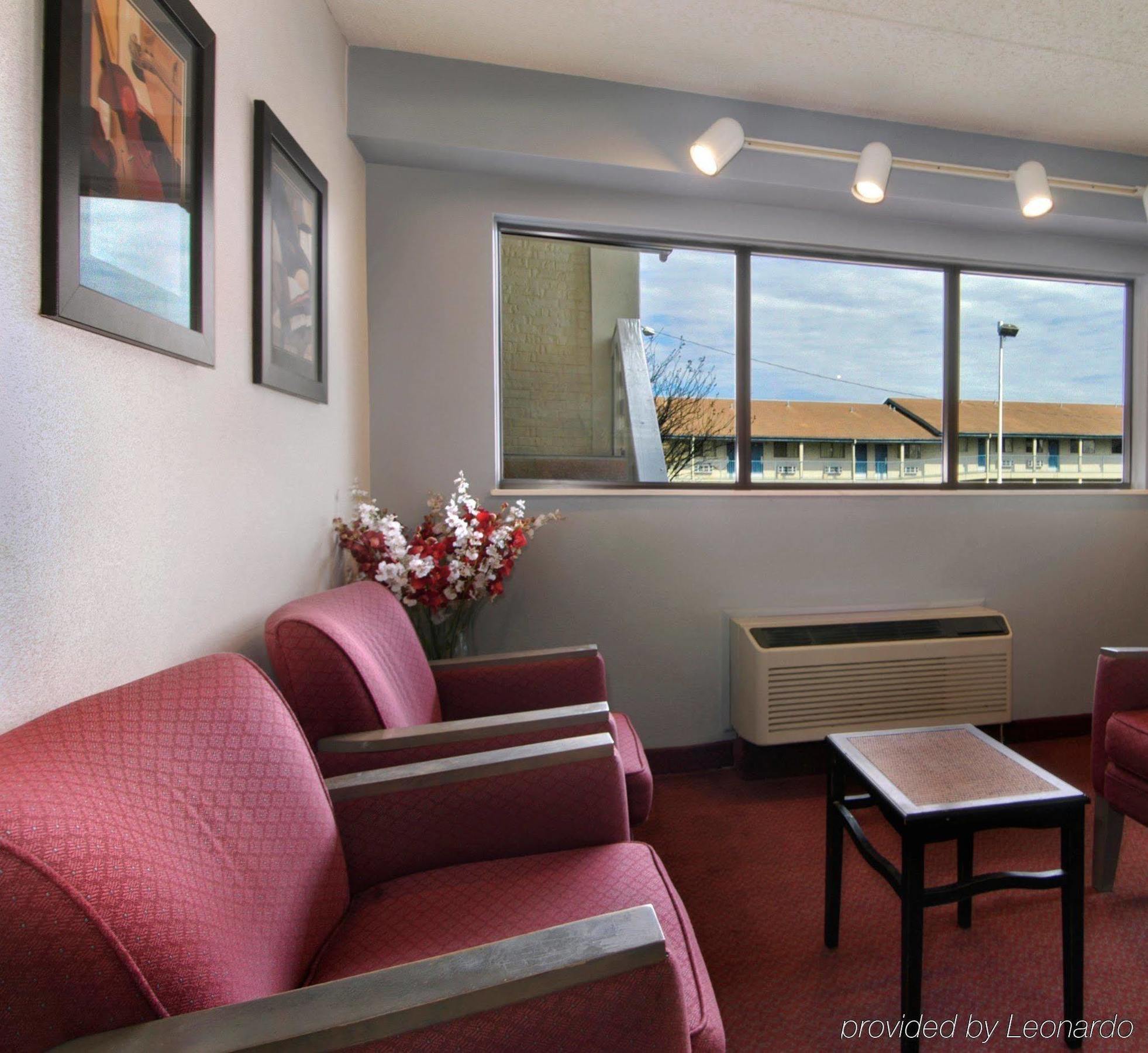 Red Roof Inn Jackson Downtown - Fairgrounds Exterior photo